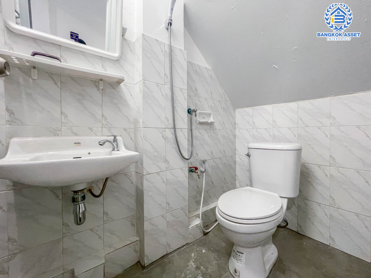 อาคารพาณิชย์มือสอง 4 ชั้น ย่านนนทบุรี งามวงศ์วาน-แคราย หลังมุม เนื้อที่ 15.2 ตร.ว. ฟังก์ชัน 3 ห้องนอน 3 ห้องน้ำ บนทำเลเชื่อมต่อทุกการเดินทาง ใกล้รถไฟฟ้าสายรถไฟฟ้า สายสีม่วง "ศูนย์ราชการนนท์" และจุดขึ้นทางด่วน "ศรีรัช"